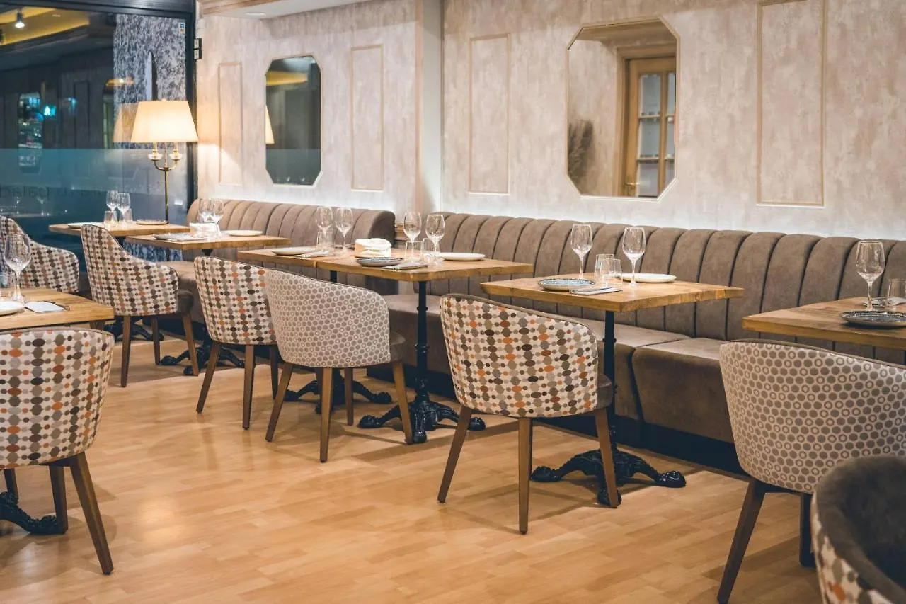 ** Hotel Sunotel Junior Barcelona Spain
