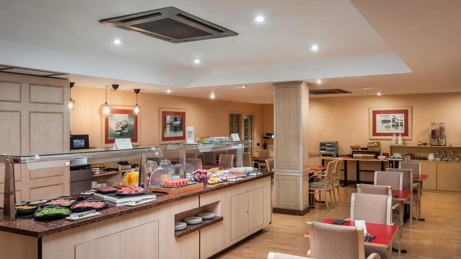 ** Hotel Sunotel Junior Barcelona Spanien